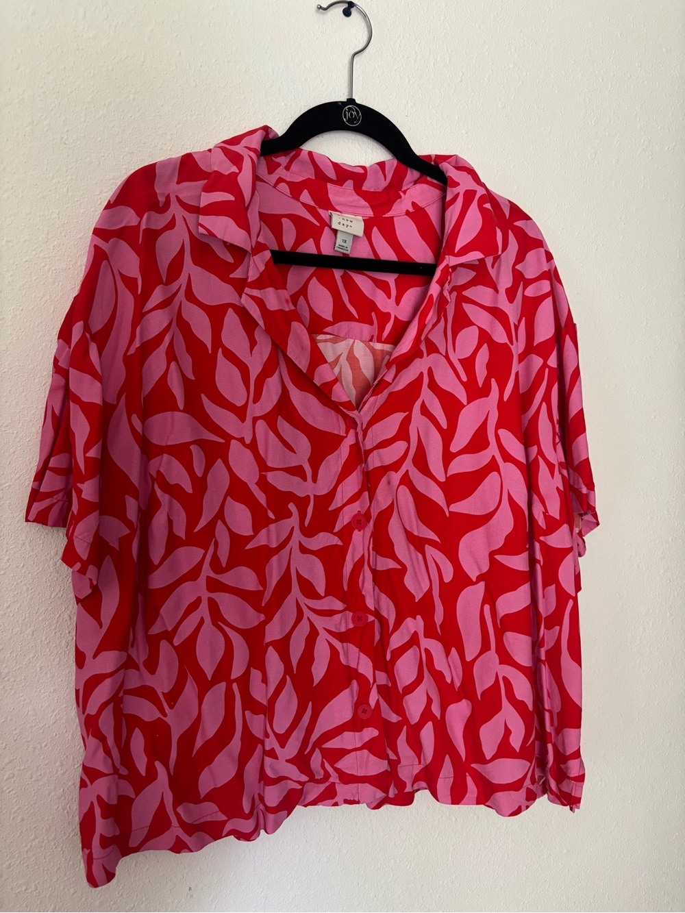 a new day Pink & Red Short Sleeve Button-Down Blouse